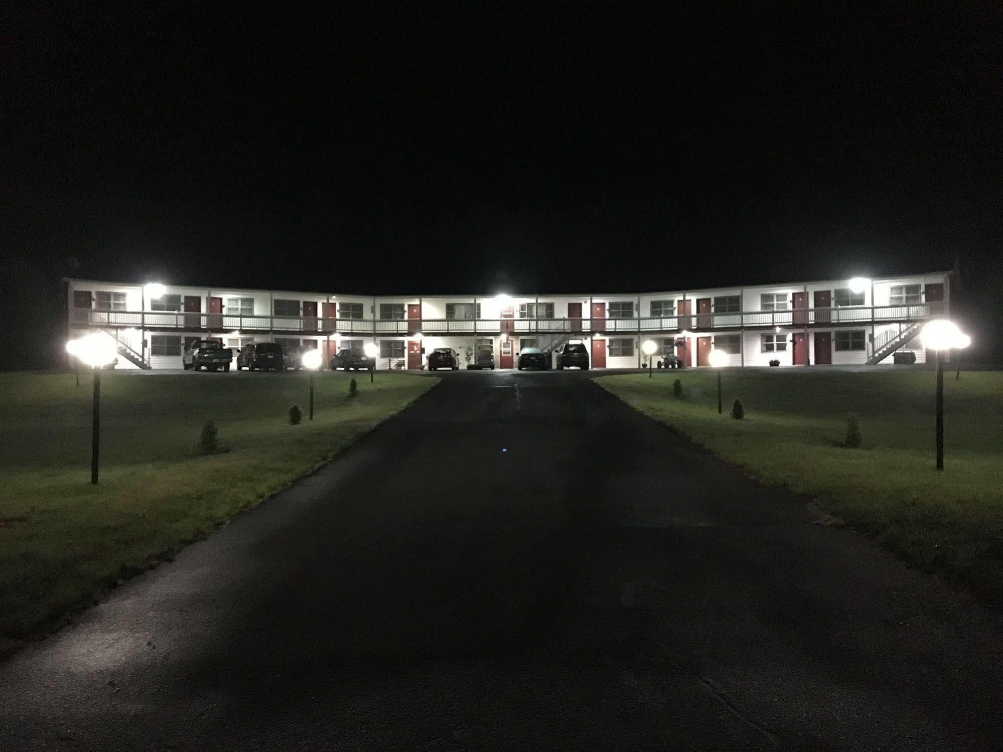Cabot Inn & Suites Lancaster Exteriör bild